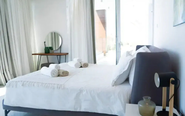 Vivo Mare Elite Luxury Home 3 Bedrooms