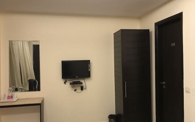 Nandkartar Suites