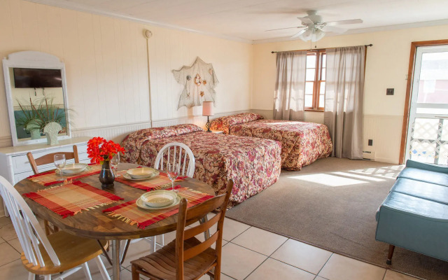 Oceanside Court by Kees Vacations