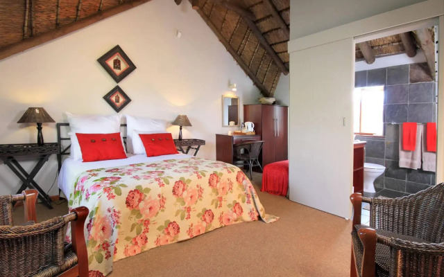Thatchwood Country Lodge