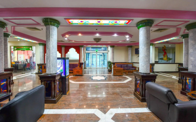OYO 120 Concord International Hotel
