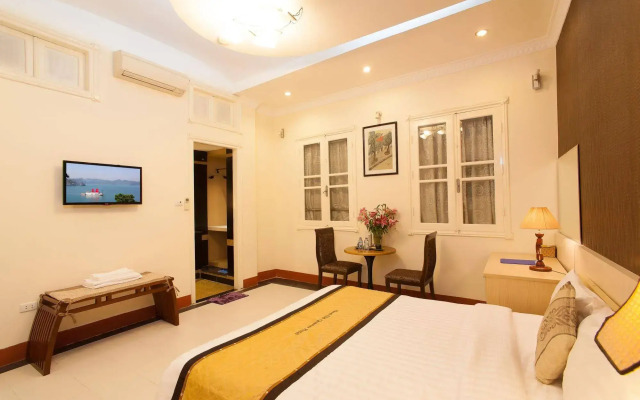 Hanoi Old Quarter Hotel