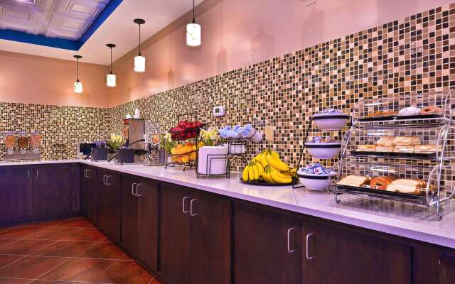 Best Western Plus Savannah Airport Inn & Suites