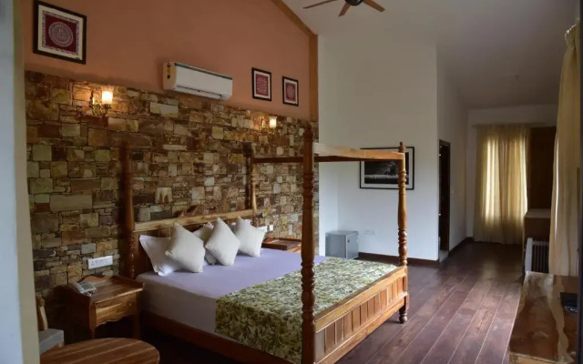 Tree of Life Vanvilas Riveredge