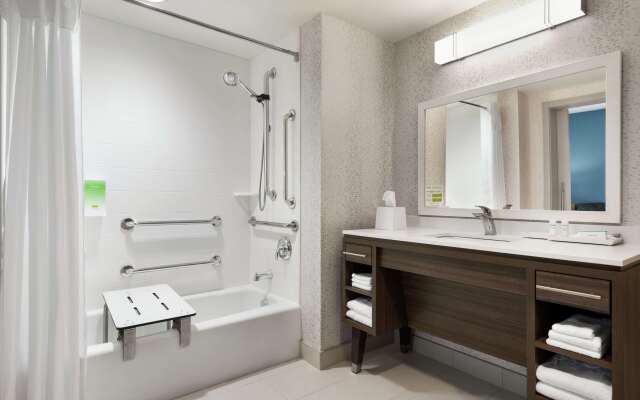 Home2 Suites by Hilton Brooklyn Park Minneapolis