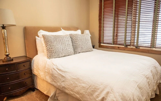 4 Vail Trails Chalet - 2 Br Condo