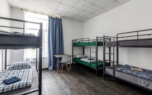 Hostel Terrace 10L