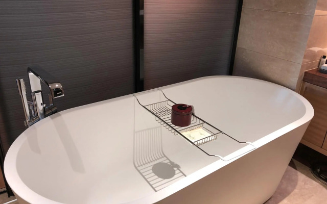 Cheery Dragon Canal Hotel Hangzhou