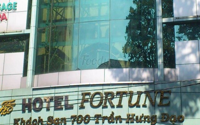 Fortune 700 Hotel