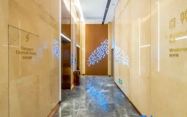 Lavande Hotel Huidong High-Speed Railway Station Shengli Square Store