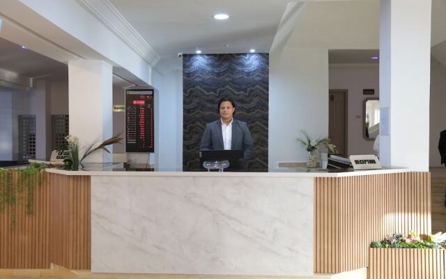 Hotel Best Beach-Family Only