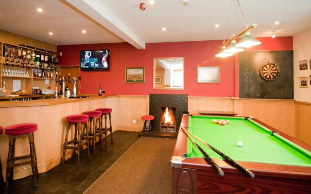 Castletown Hotel