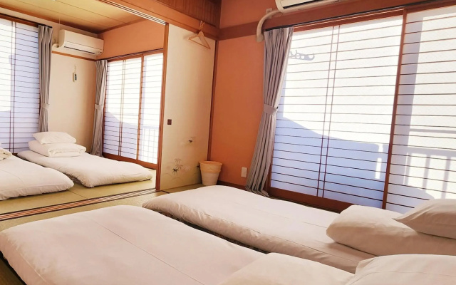 Hakone Guesthouse Gaku - Hostel – Guest Rooms – Hakone