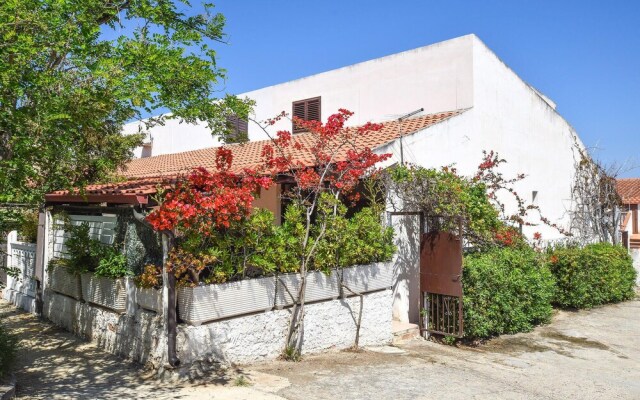 Beautiful Apartment in Briatico With Wifi and 2 Bedrooms