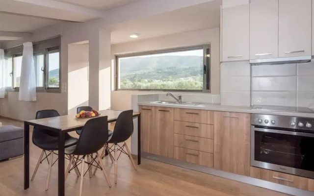 Villa Verano - Spacious 5-bdr & 5-bth Villa