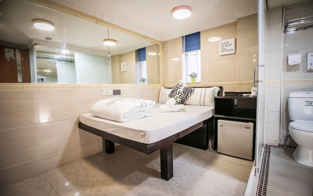 Tsim Sha Tsui Hotel