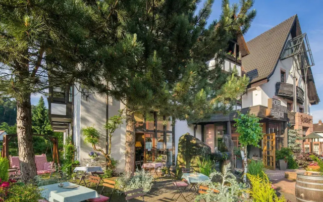 Land-gut-Hotel Felsentor