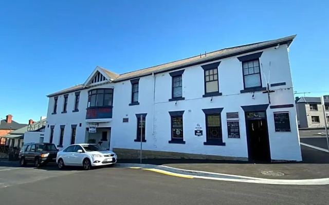 The Shipwrights Arms