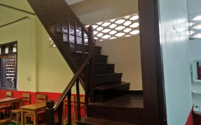 Y Not Laos Hostel