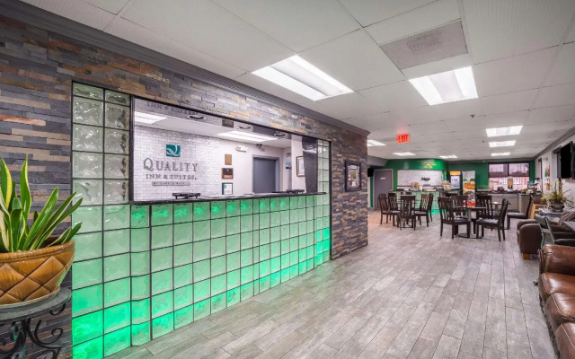 Quality Inn & Suites Ft. Jackson Maingate