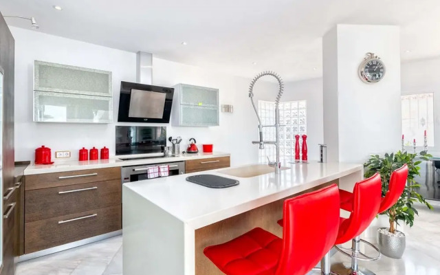 Solaga - Villa Media Luna