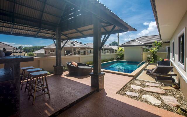 Thip Villa