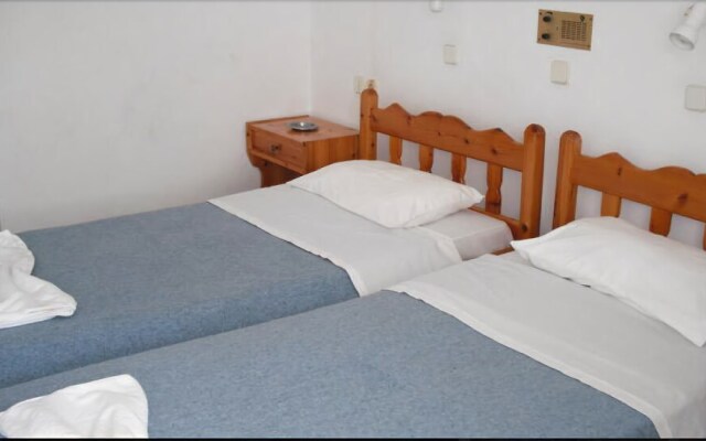 Antonis Hotel