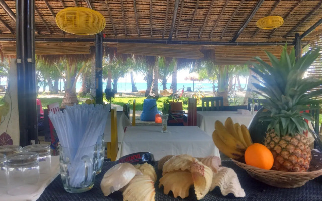 Peace & Love Beach Club