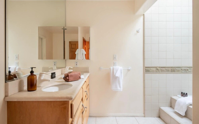 Tomahawk Dr - Hartwood