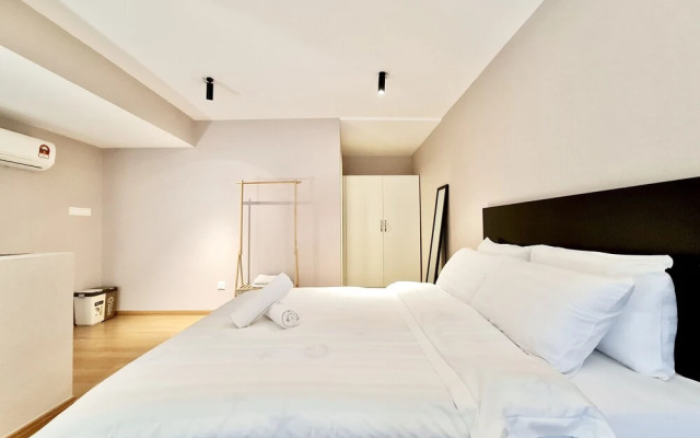 Ekocheras Suite