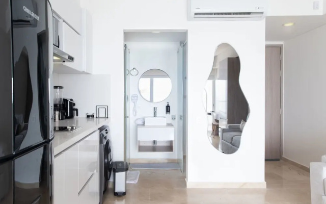 w Spectacular Loft With Balcony in Crespo