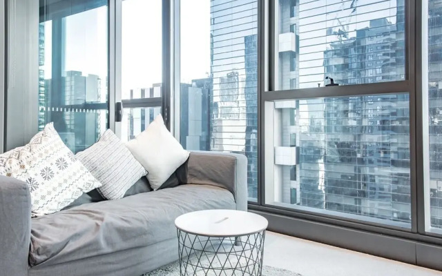 Melbourne Central Apartment