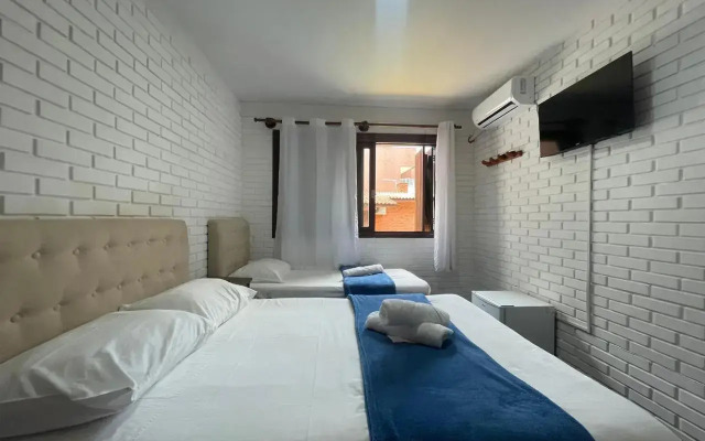Mare Blu - Pousada Hostel