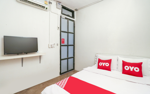 OYO 688 Bangkok Hub Hostel