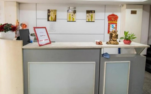 S79 Quynh Giang Airport Hotel