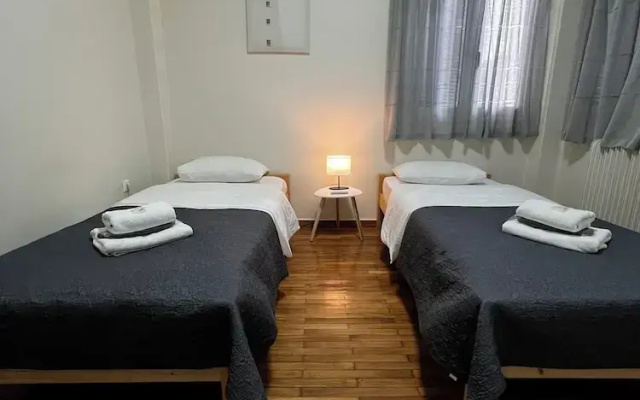 Pnyka Apartment 2
