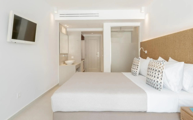 Manoulas Beach Mykonos Resort