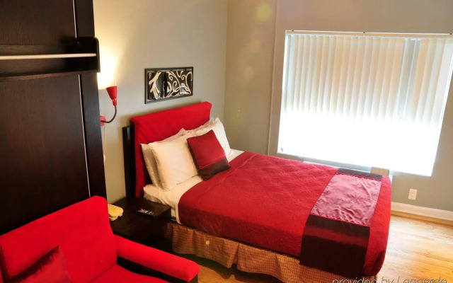 Ponce De Leon Hotel