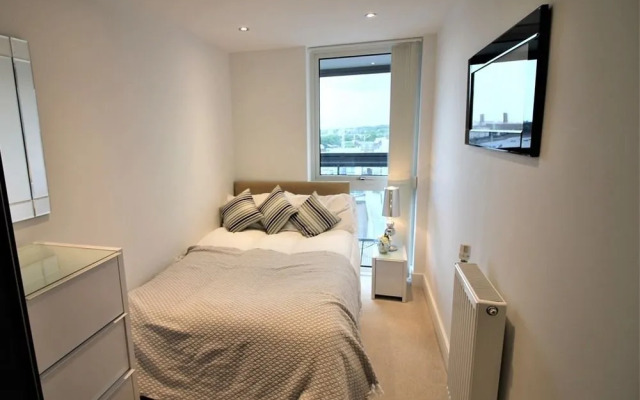 Admiral Tower Apartment