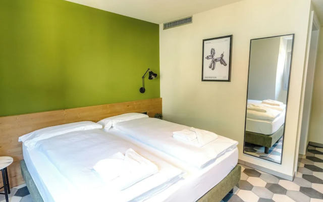 Seven Town House Boutique Hotel