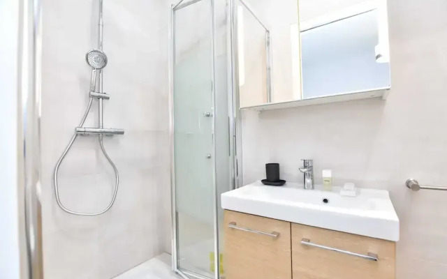 Calm Apartment -1br/4p- Bastille