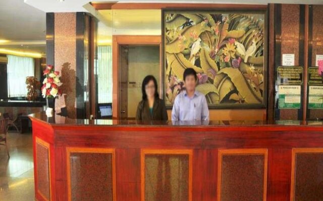 Plaza Hotel Harco Mangga Dua