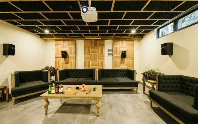 Manju Courtyard Hostel