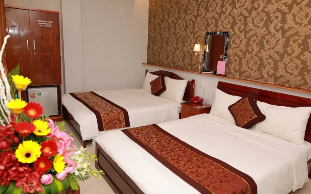 Cong Thuong Hotel