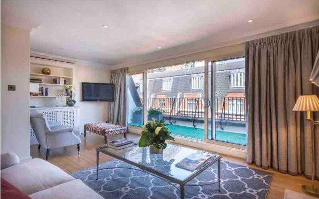3 Bed Penthouse Apartment Next To Harrods