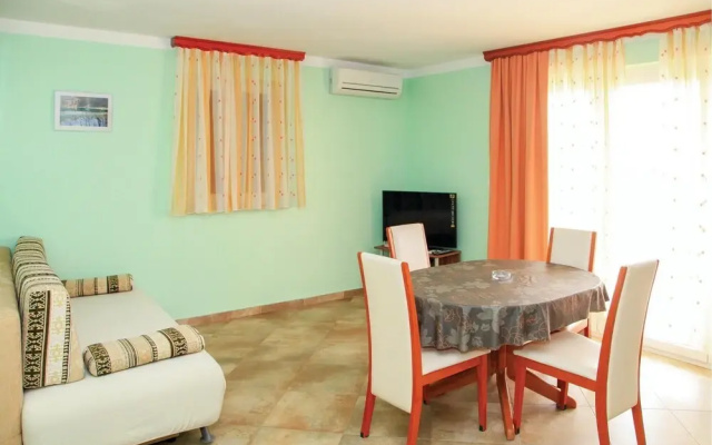 Awesome Apartment in Tisno With Wifi and 1 Bedrooms