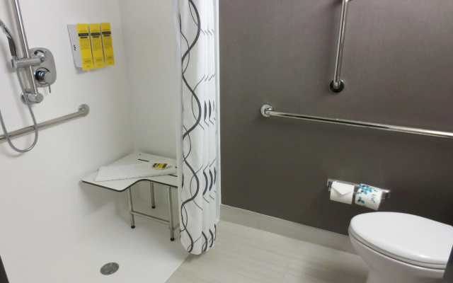 Best Western Plus Landmark Inn