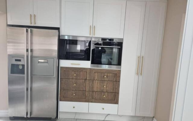 Beautiful 4 Bedroom Home in Durban North