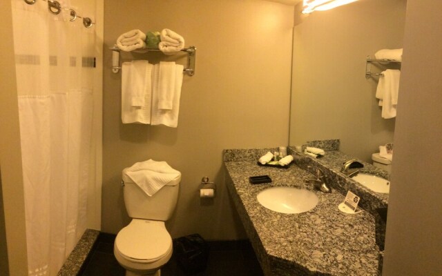 The East Avenue Inn & Suites