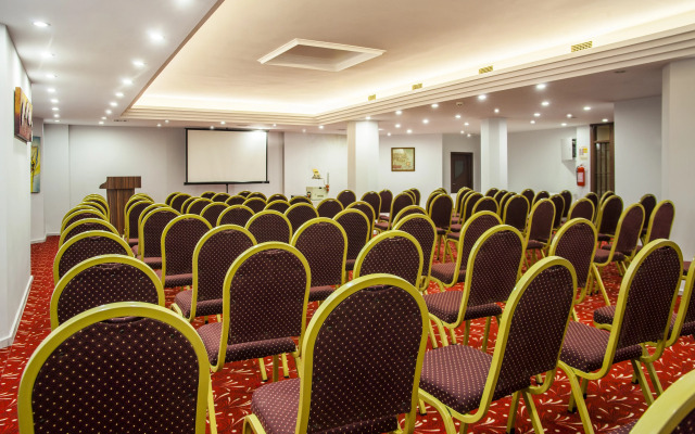 Kleopatra Ada Beach Hotel